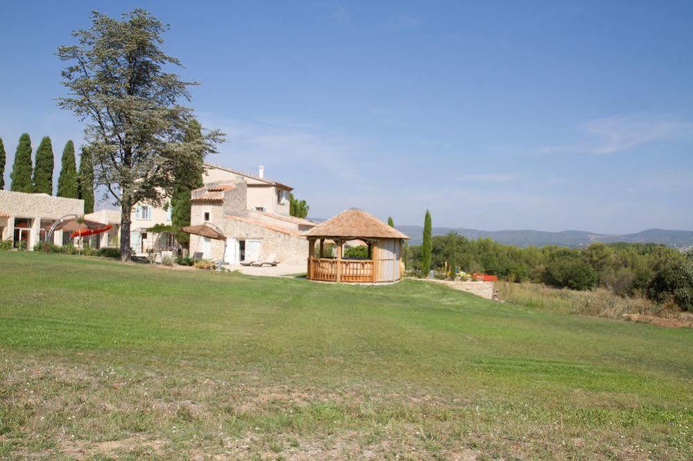 Domaine De La Pomme Hotel Trets Exterior foto